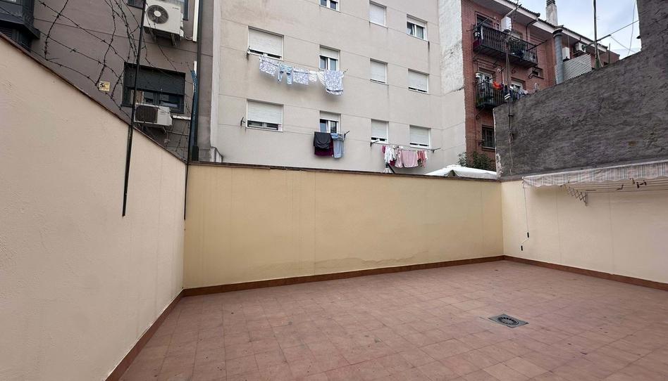 Foto 1 de Piso en venta en Florencio Sanz, Vista Alegre, Madrid