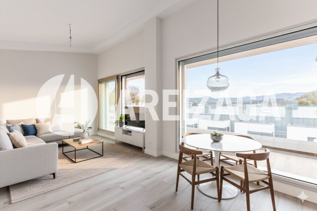Living room of Flat for sale in Donostia - San Sebastián   with Heating, Terrace and Storage room