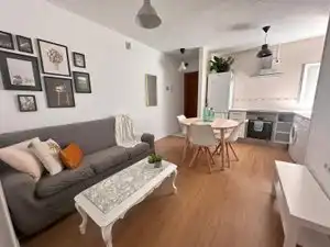 Sala d'estar de Pis per a compartir en Móstoles amb Calefacció, Moblat i Forn