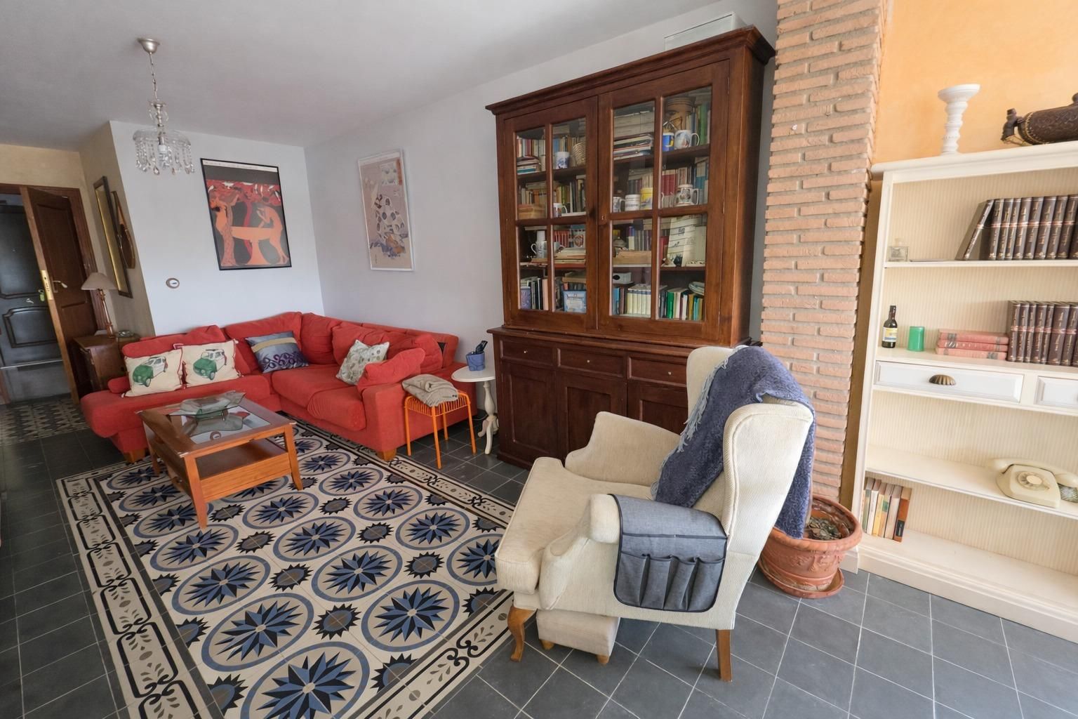 Living room of Flat for rent in Algeciras  with Balcony
