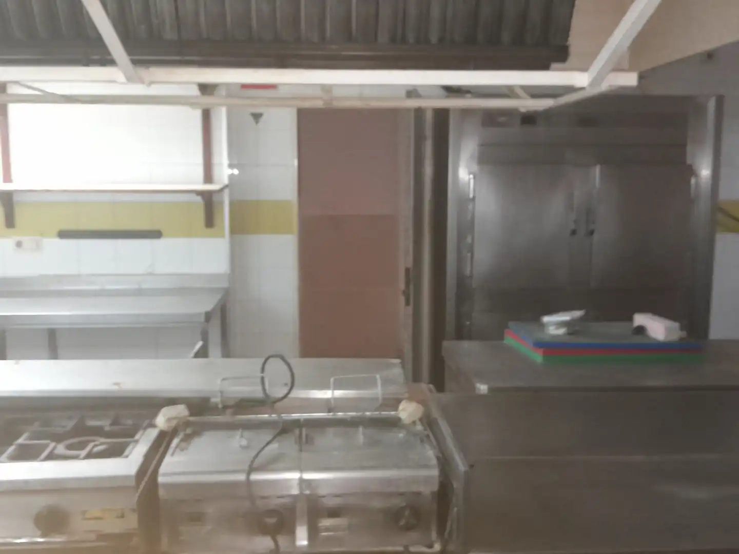 Cocina de Local en venta en Valencia con Aire acondicionado