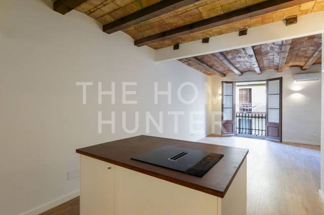 Piso en Venta en CL VILARDELL en Hostafrancs