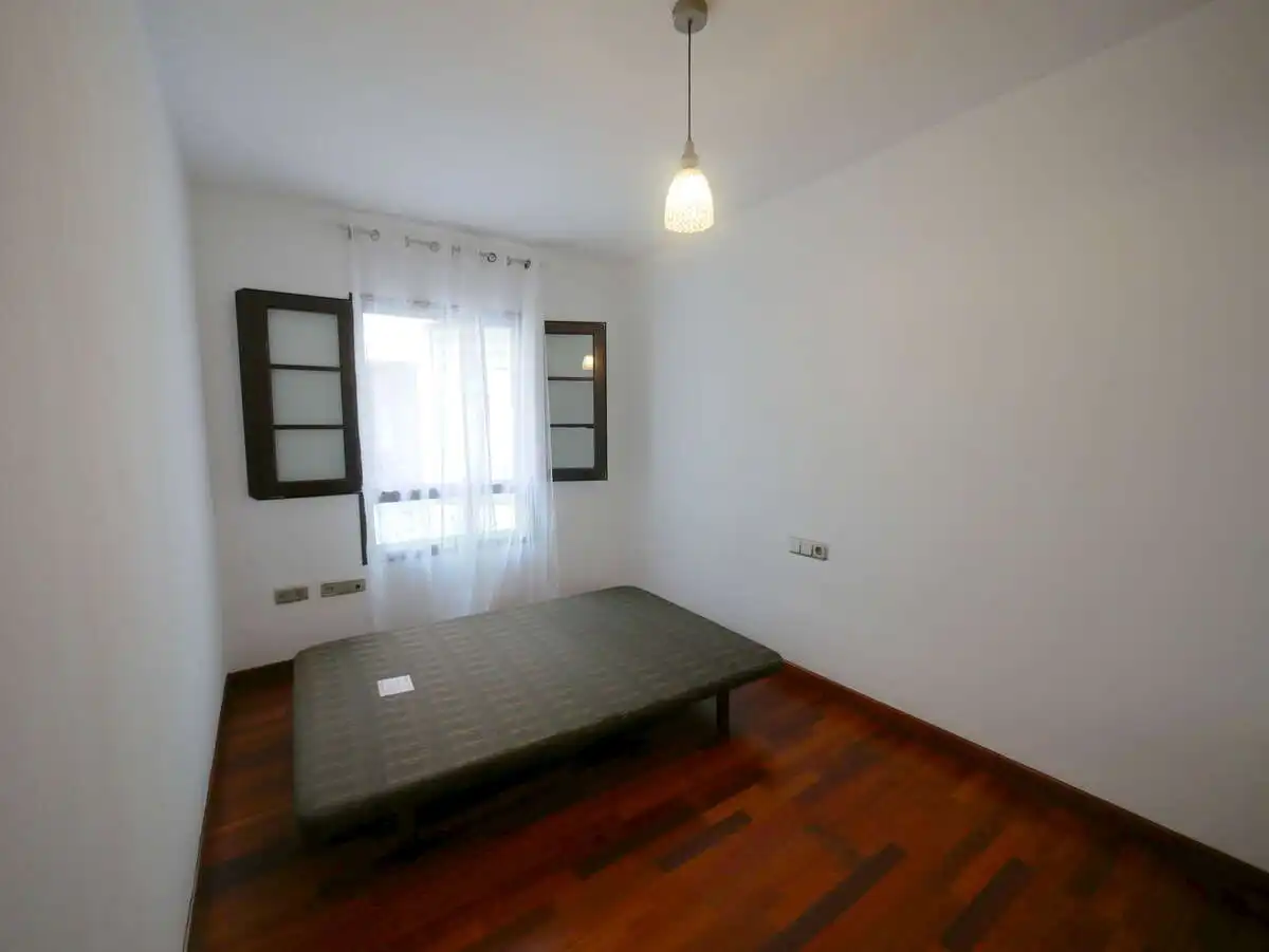 Dormitori de Pis en venda en Arrecife amb Parquet i Moblat