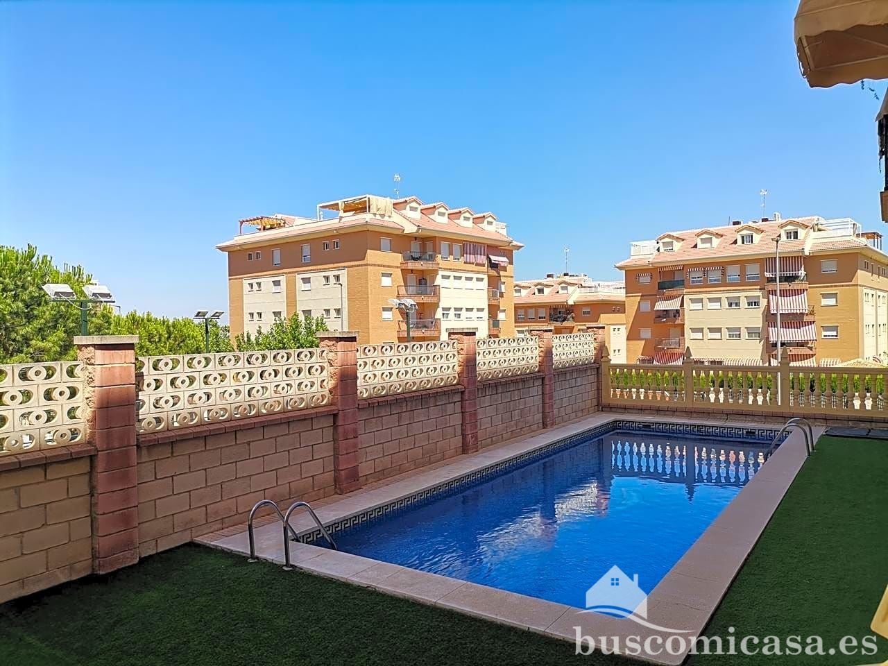Piscina de Pis en venda en Linares amb Calefacció, Terrassa i Piscina comunitària
