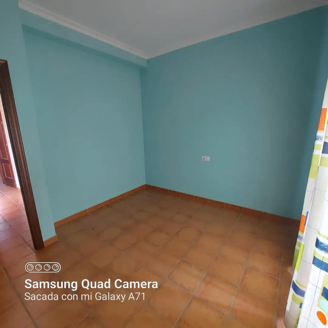 Houses for rent in Brenes  with Air Conditioner, Heating and Washing machine