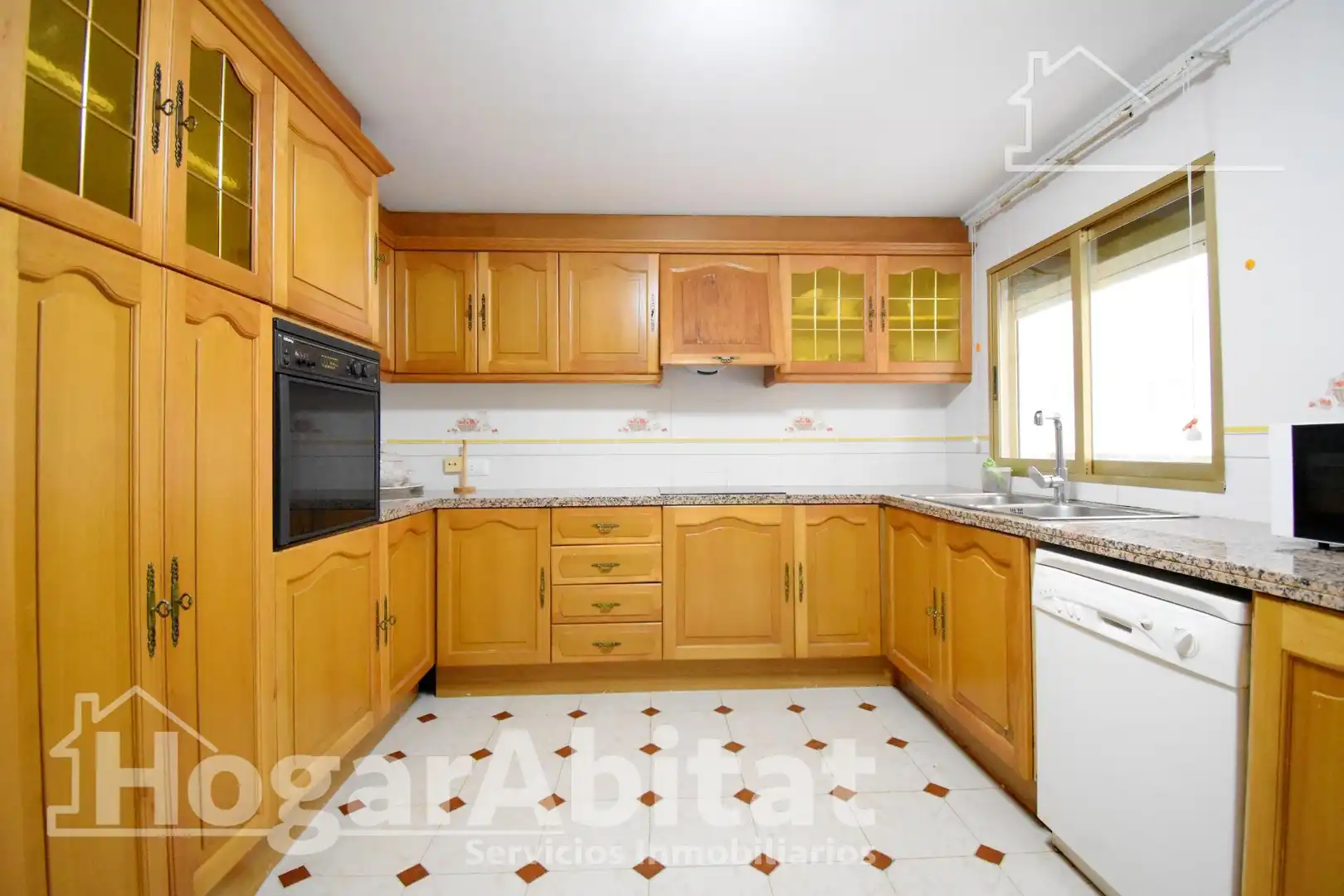 Flat with terrace for sale in Paseo GERMANIES, imagen 8