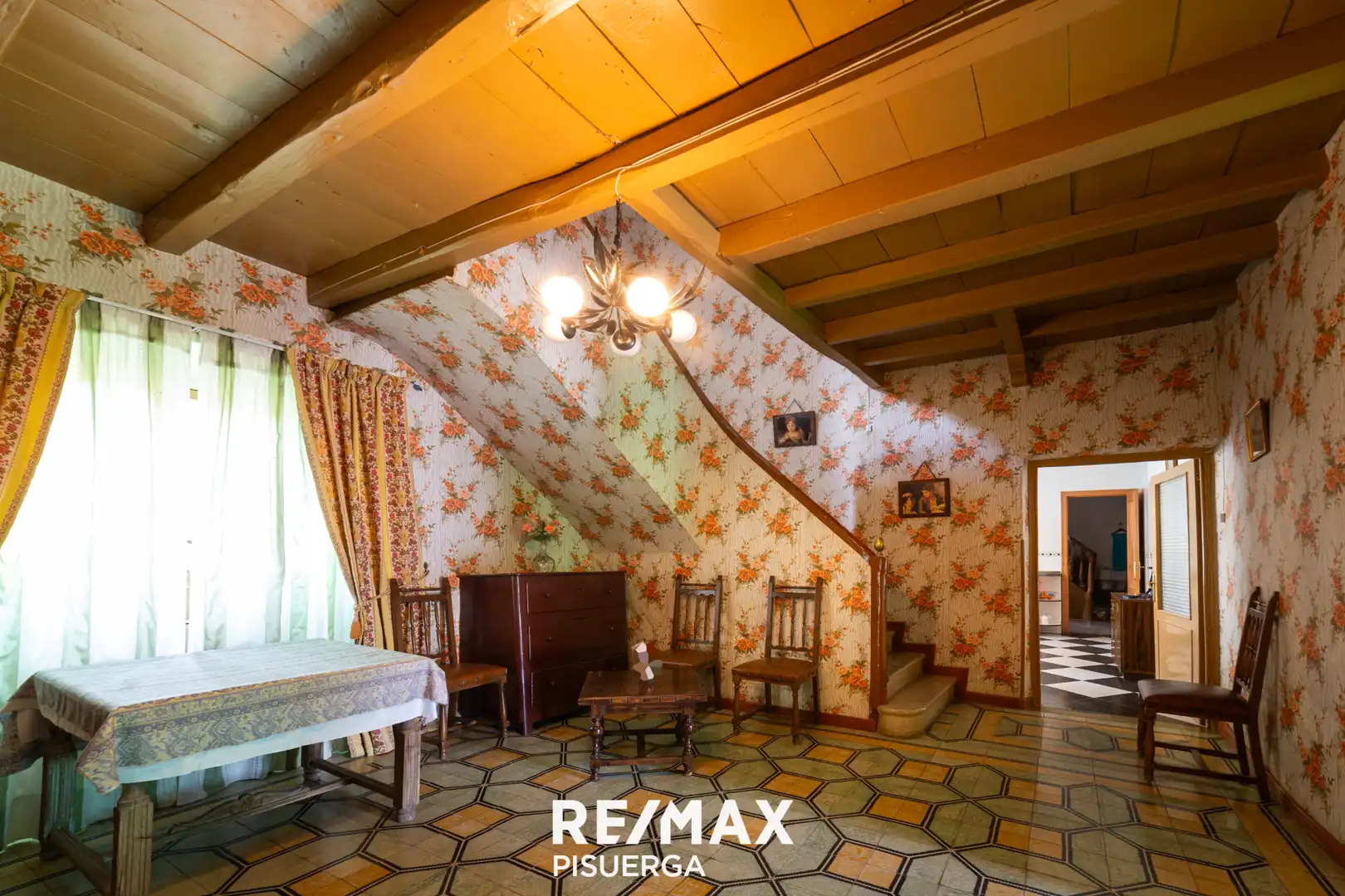 Houses for sale in Tordehumos  with Private garden, Terrace and Storage room