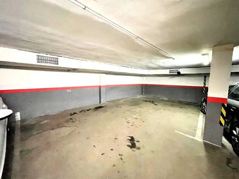 Einzelparkplatz zum Verkauf in Paseo del General Martínez Campos 32, imagen 4