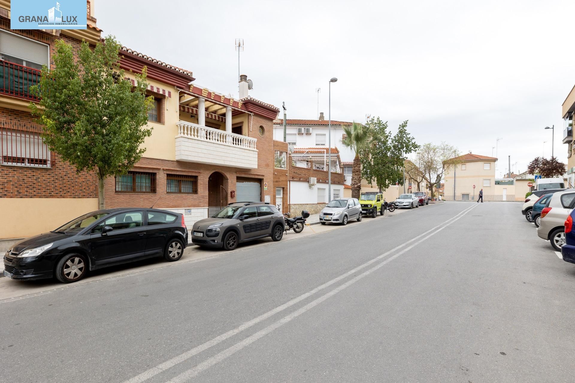 Exterior view of Single-family semi-detached for sale in Maracena  with Heating, Terrace and Storage room