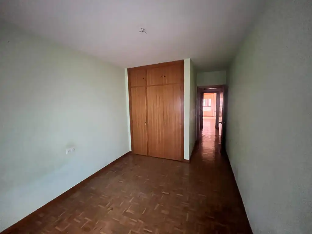 Flat for sale in Calle Marqués de Villores, Ensanche - Franciscanos