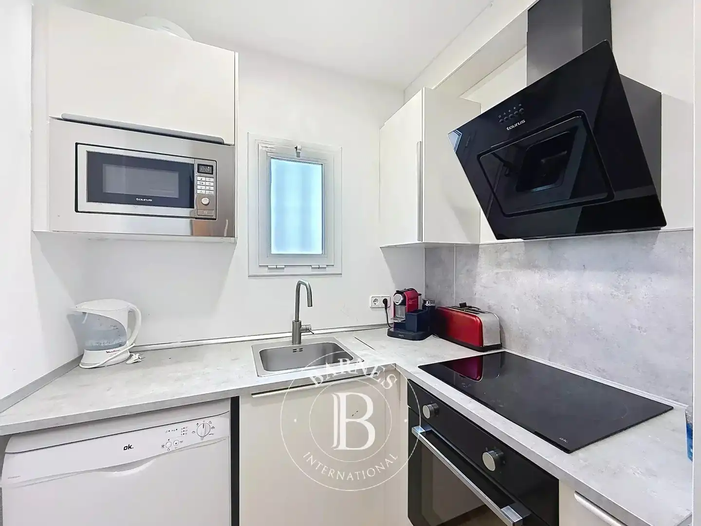 Kitchen of Houses for sale in Cabrils  with Air Conditioner, Heating and Terrace