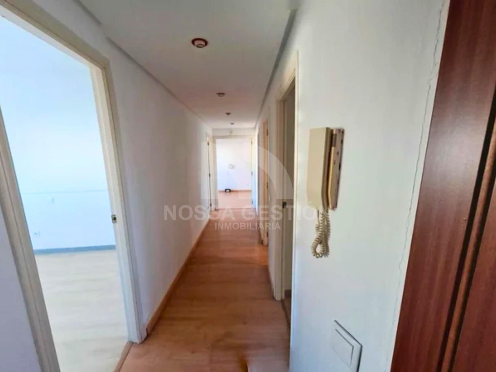 Flat for sale in  ST NICOLAU CL PERU, Urbanizaciones