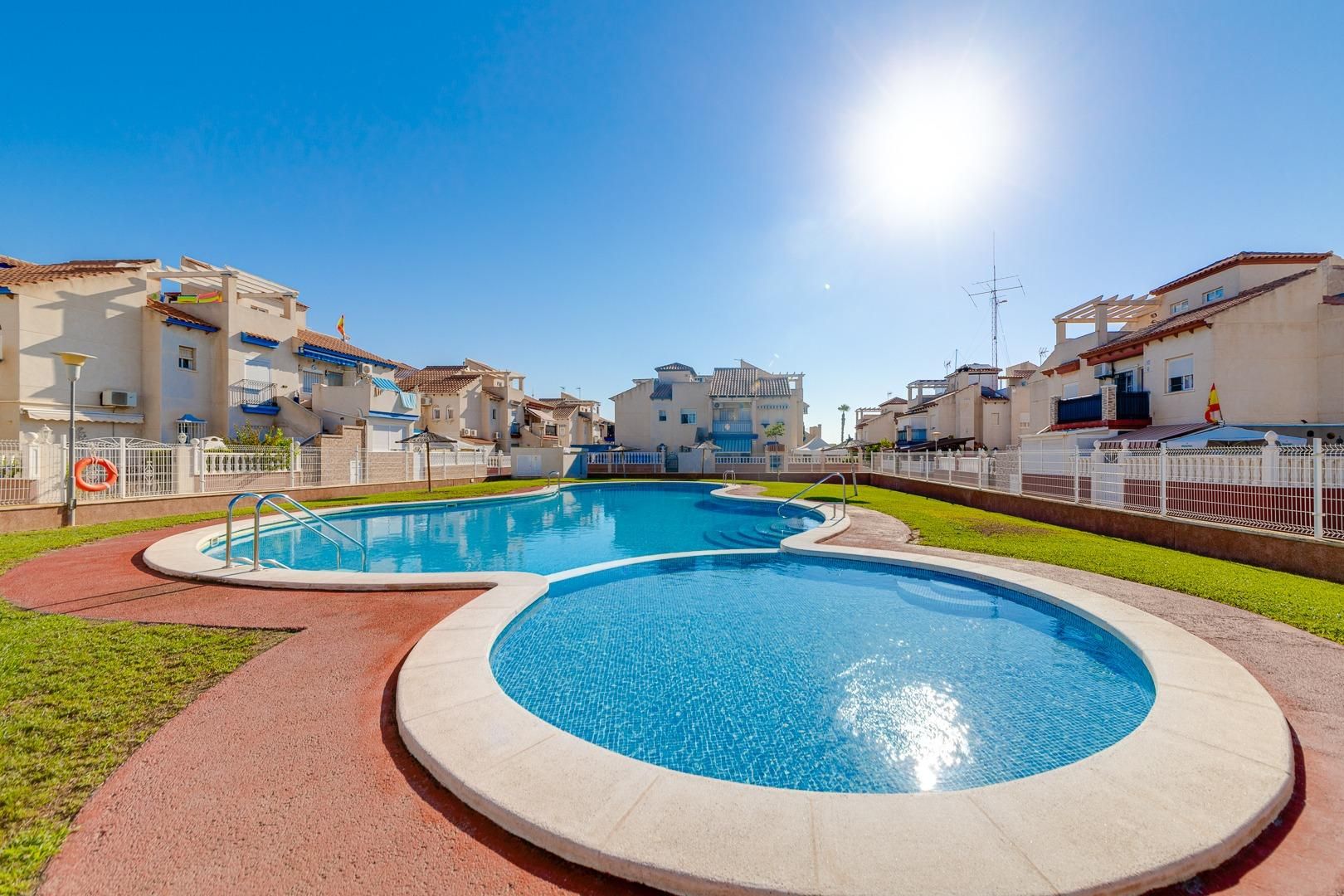 Ático en venta en Playa Flamenca