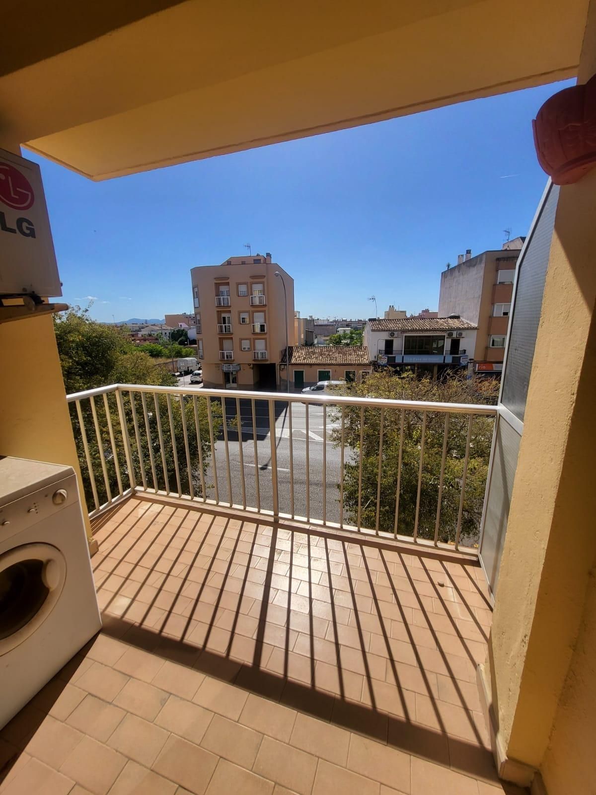 Vista exterior de Pis en venda en  Palma de Mallorca amb Balcó