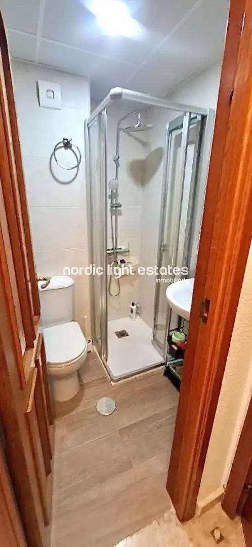 Wohnung zum Verkauf in Málaga mit Terrasse, Schwimmbad und Möbliert