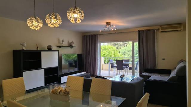 Apartamento en Alquiler en Nueva Andalucía centro