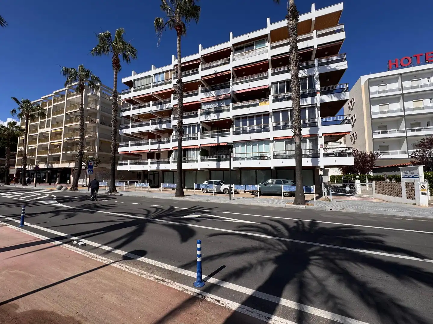 Vista exterior de Local en venda en Salou