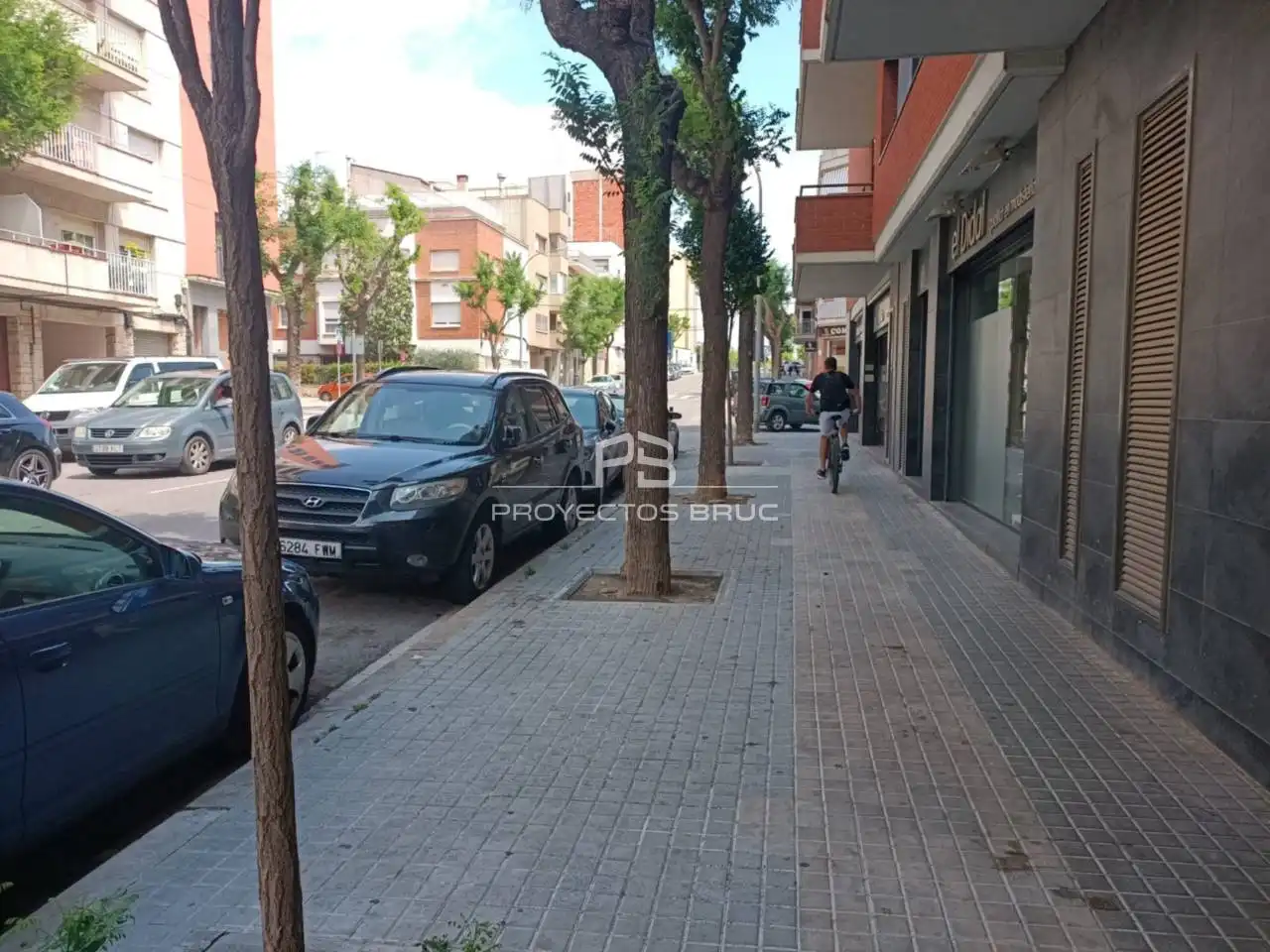 Business premises for sale in Calle Lleida, imagen 4