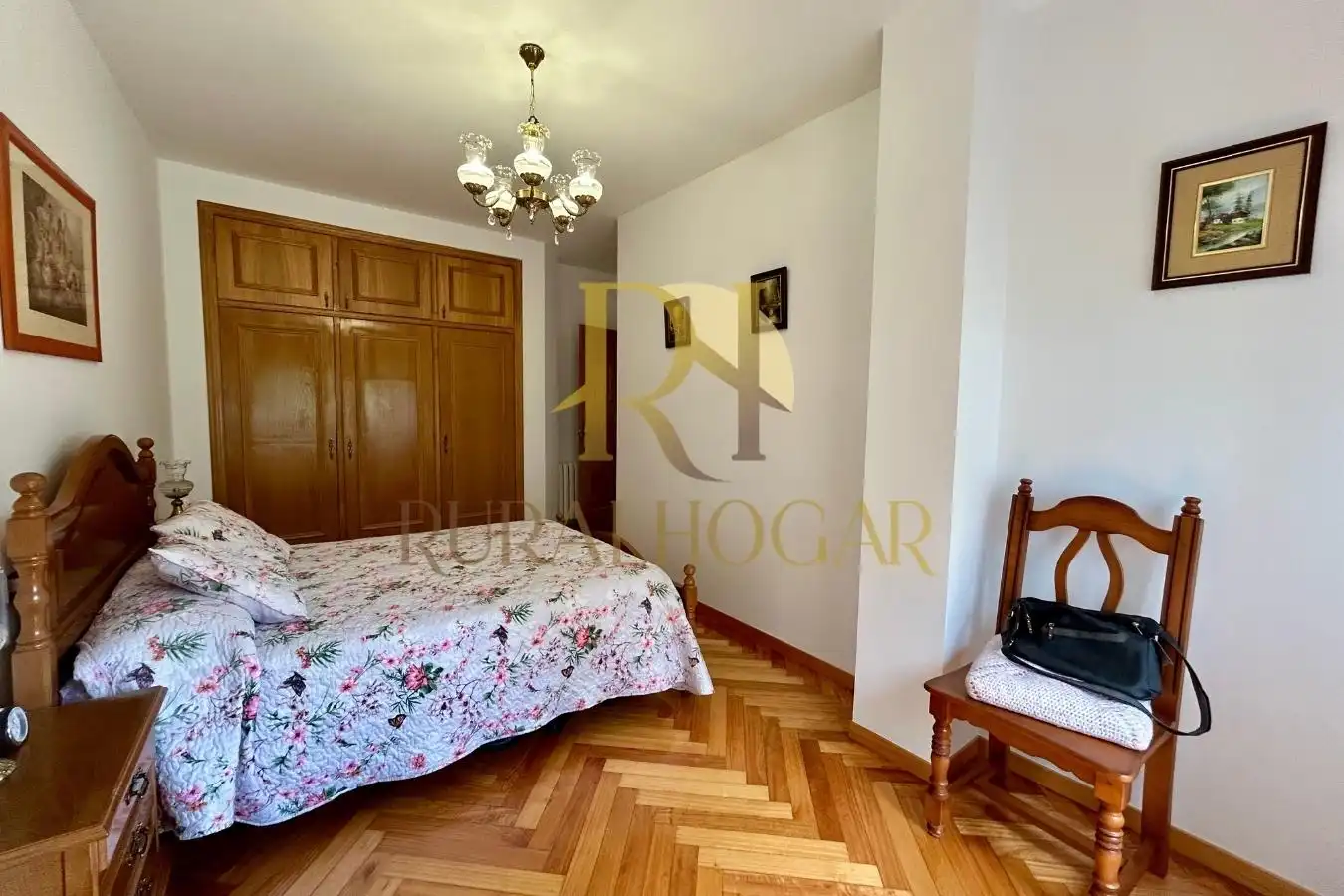 Habitación de Casa adosada en venta en Vilamartín de Valdeorras con Terraza