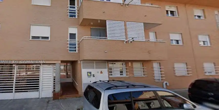 Pis amb piscina en venda a Camarena