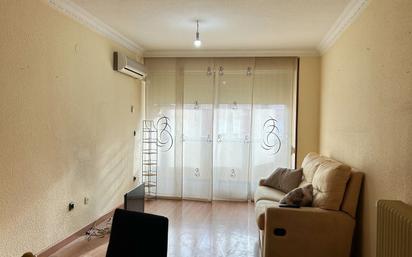 Sala d'estar de Pis en venda en  Albacete Capital amb Terrassa