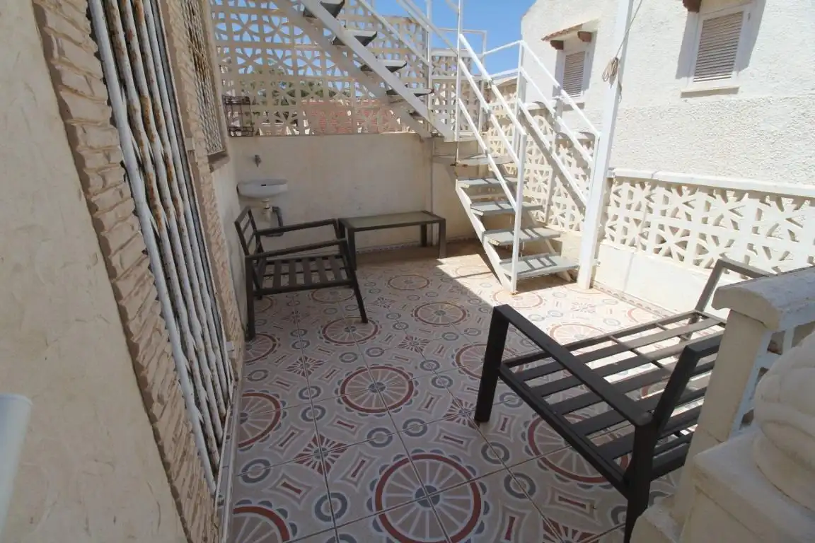 Terraza de Casa adosada en venta en Torrevieja con Aire acondicionado, Jardín privado y Terraza