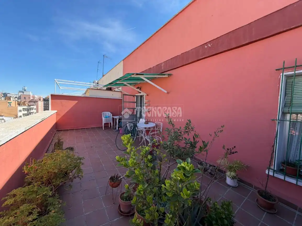 Terraza de Piso en venta en Madrid con Calefacción y Terraza
