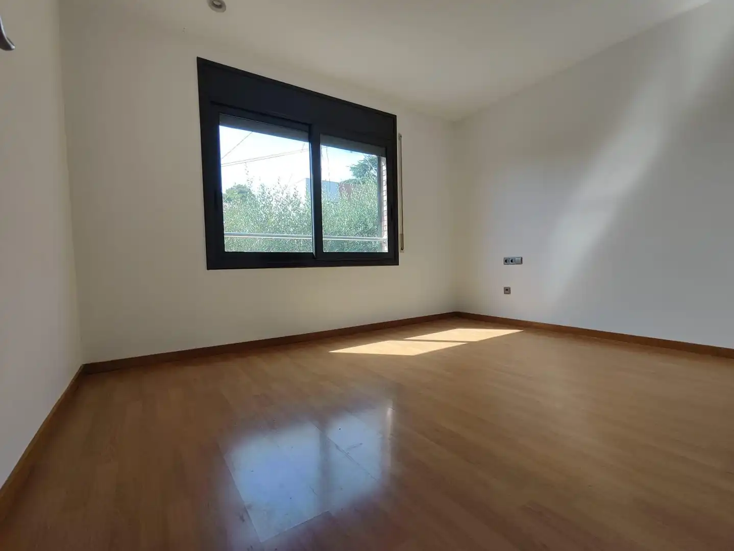 Habitación de Casa o chalet en venta en Montmeló con Calefacción, Jardín privado y Terraza