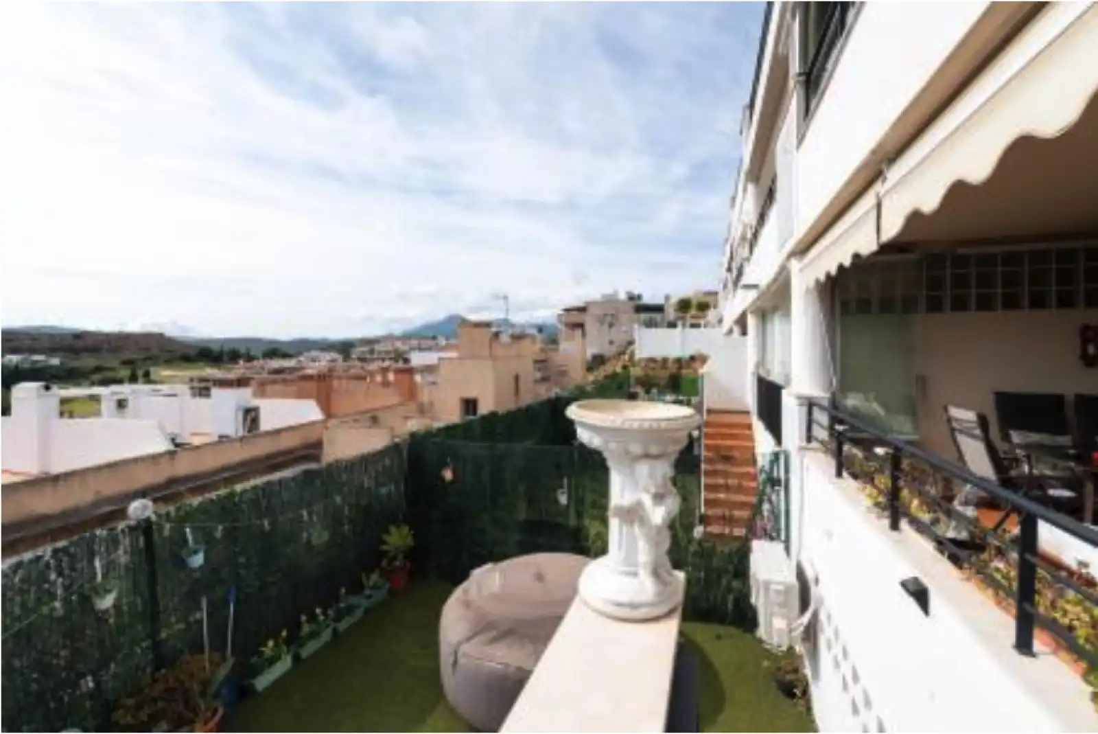 Home with pool for sale in Doña Julia Golf, imagen 5