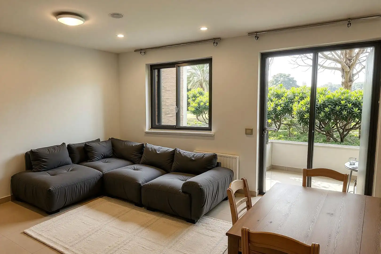 Sala d'estar de Planta baixa en venda en  Palma de Mallorca amb Calefacció, Jardí privat i Terrassa