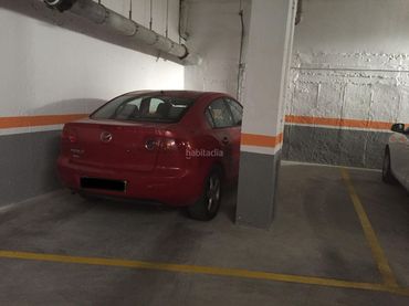 Plaza de garaje individual en venta en Calle Alcántara 10