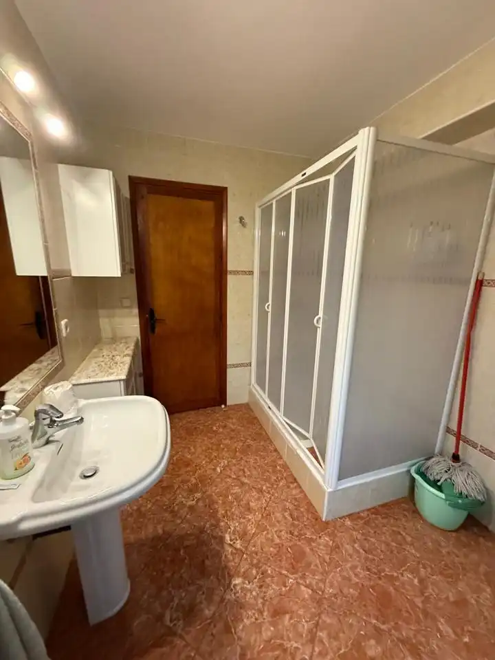 Baño de Casa o chalet en venta en Castillejo de Mesleón con Calefacción, Jardín privado y Terraza