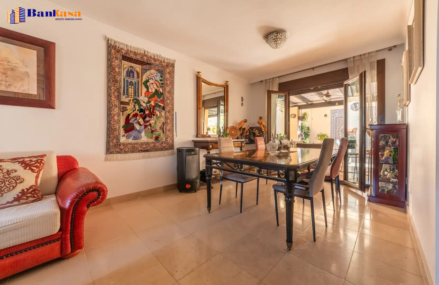 Comedor de Casa adosada en venta en Marbella con Aire acondicionado, Jardín privado y Terraza