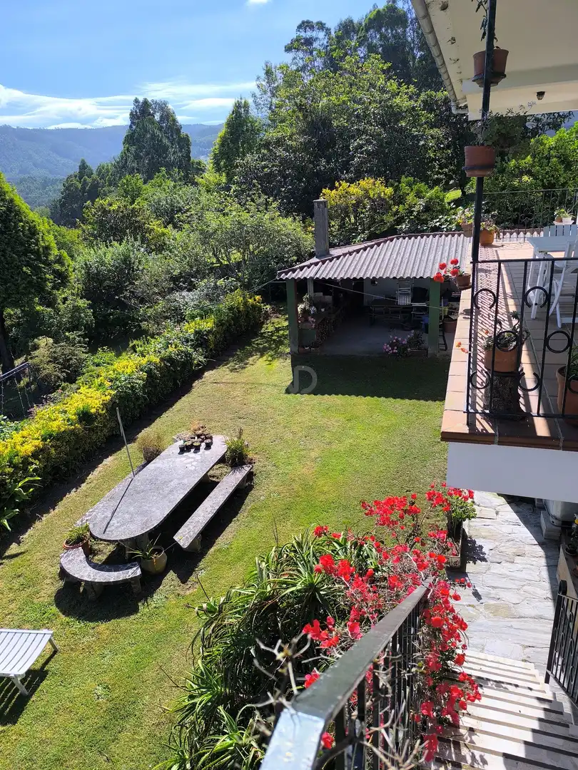 Jardín de Casa o chalet en venta en Pontedeume con Calefacción, Terraza y Piscina