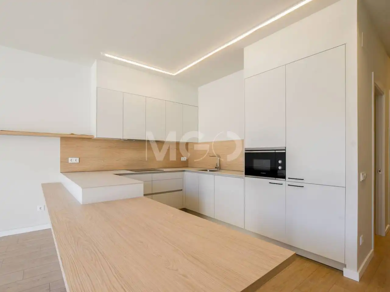 Cocina de Piso en venta en Vic con Calefacción, Parquet y Terraza