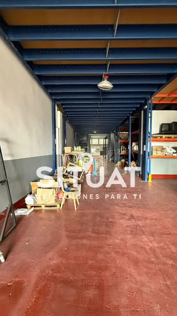 Nau industrial en venda en Santa Coloma de Cervelló amb Calefacció i Alarma