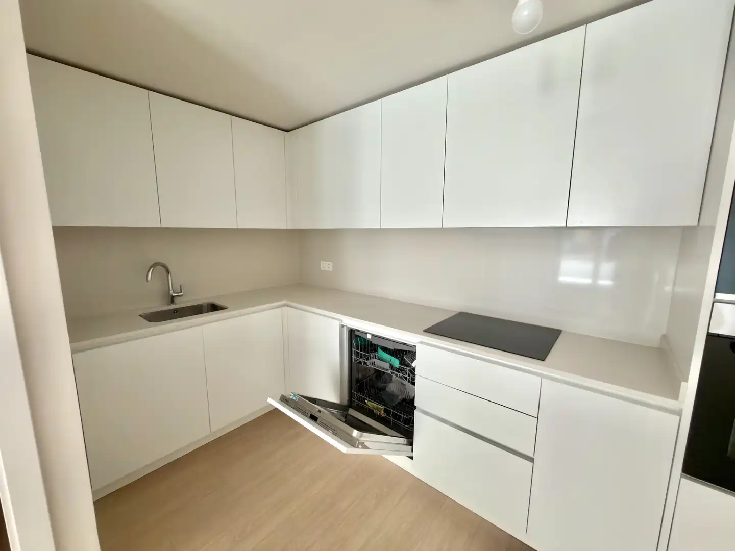 Kitchen of Flat for sale in Valencia  with Air Conditioner, Parquet flooring and Terrace