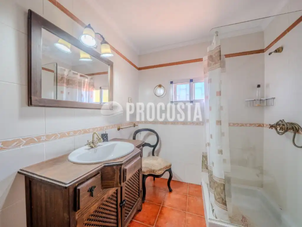 Baño de Casa o chalet en venta en Jete con Aire acondicionado, Terraza y Piscina