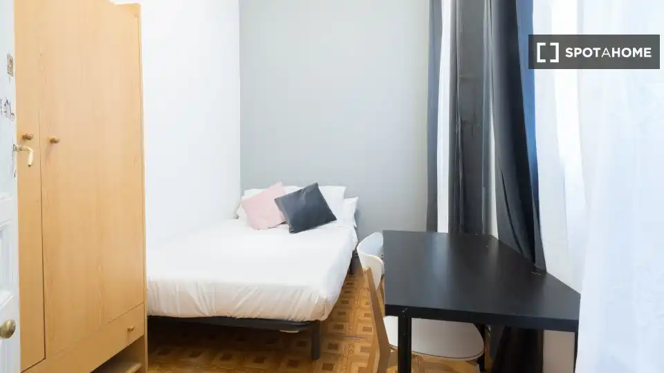 Room in Sol