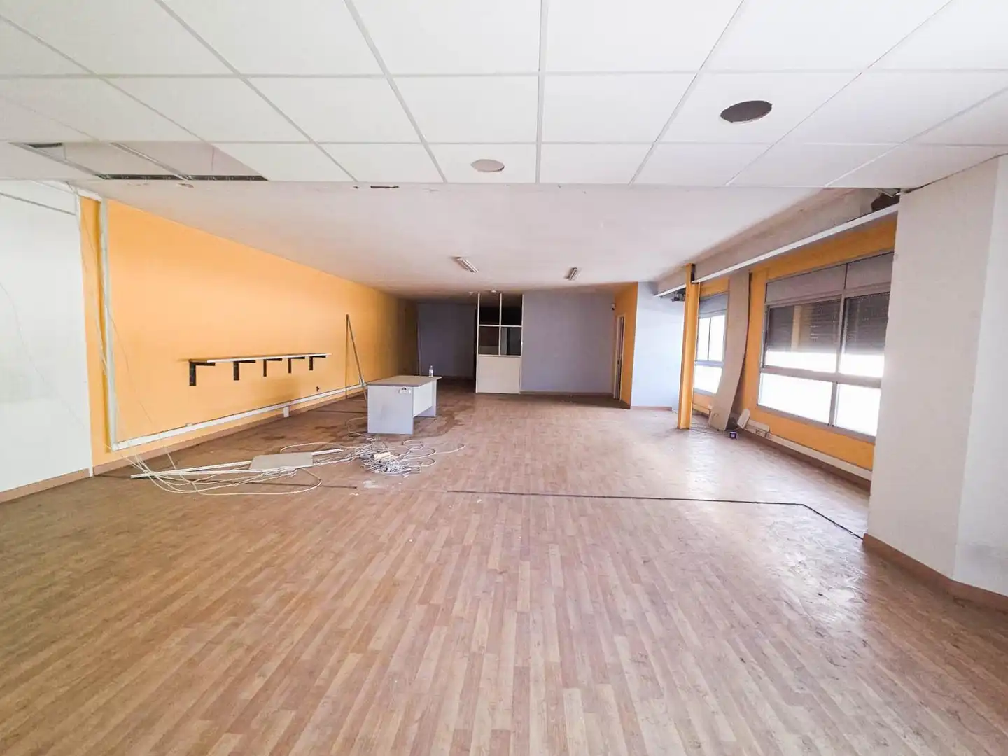 Local commercial à louer à Centre - Eixample – Can Llobet, imagen 4