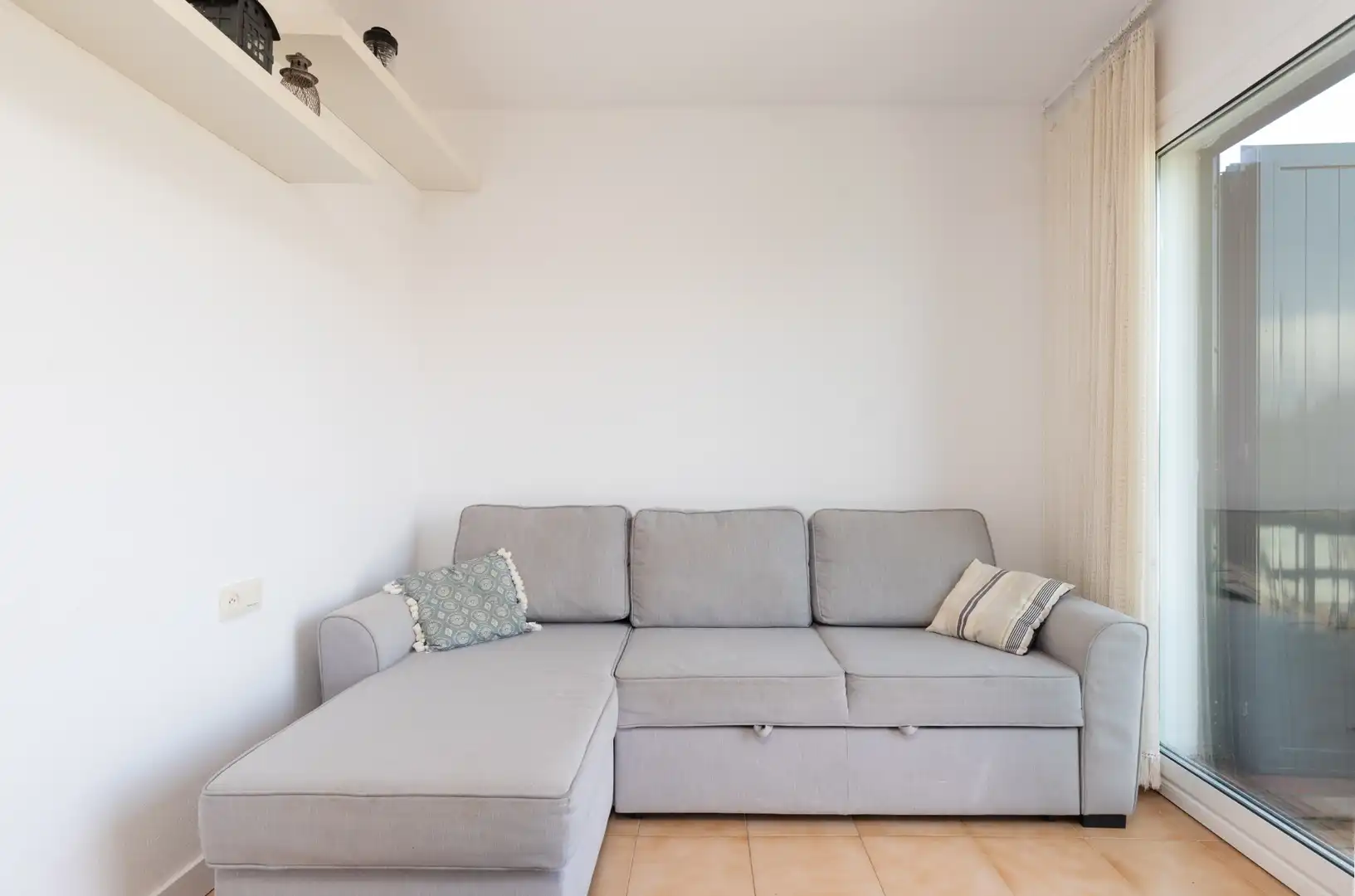 Living room of Flat for sale in Palafrugell  with Air Conditioner, Private garden and Terrace