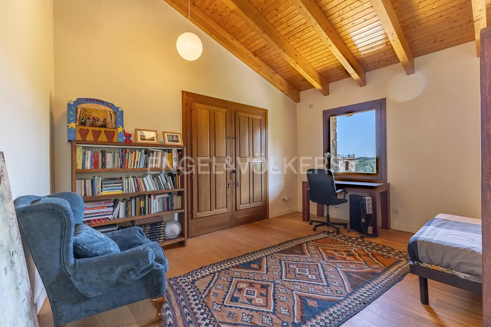 Sala de estar de Finca rústica en venta en Gallifa con Aire acondicionado, Calefacción y Jardín privado