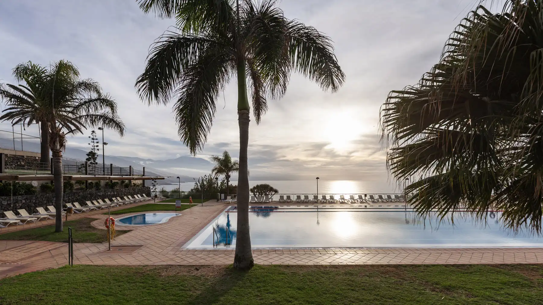 Piscina de Casa o xalet en venda en Tacoronte amb Jardí privat, Terrassa i Piscina