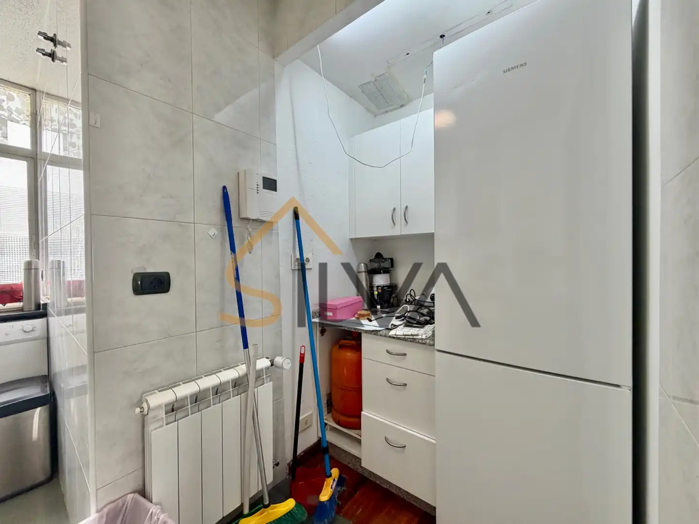 Cocina de Piso en venta en Lugo con Calefacción, Trastero y Amueblado