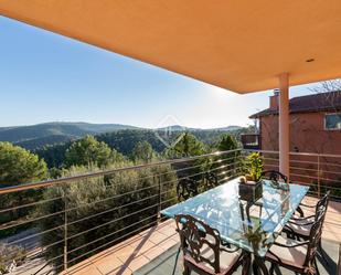 Terrassa de Casa o xalet en venda en Begues amb Aire condicionat, Calefacció i Jardí privat