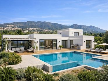 Detached house with pool for sale in Tormos