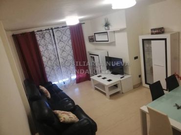 Flat with lift to rent in El Toyo