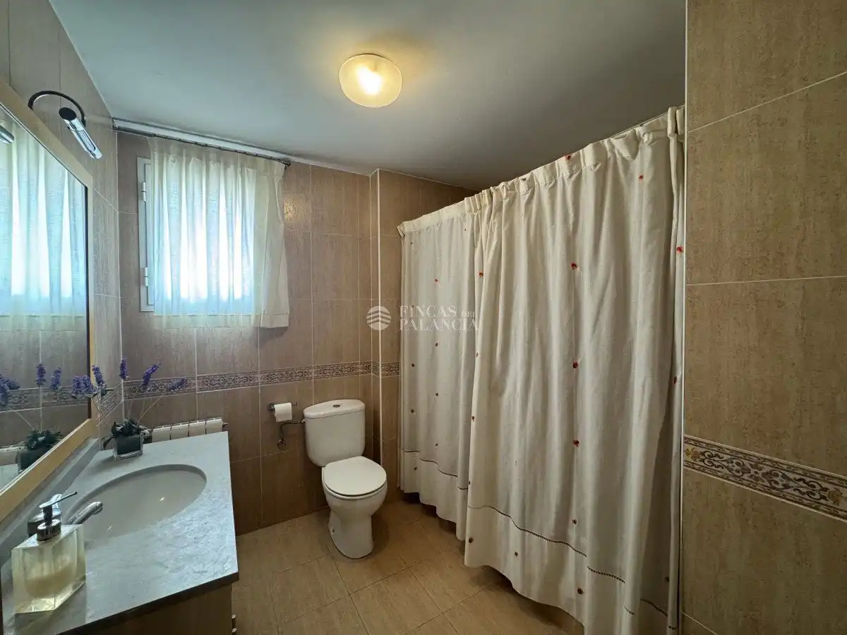 Bany de Casa o xalet en venda en Sot de Ferrer amb Calefacció, Terrassa i Traster
