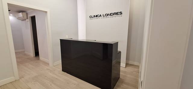 Oficina en Alquiler en Barcelona - Plaza Francesc Macià en Sant Gervasi- Galvany