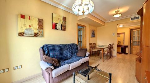 Foto 2 de Piso en venta en Don Luis, Centro ciudad, Linares